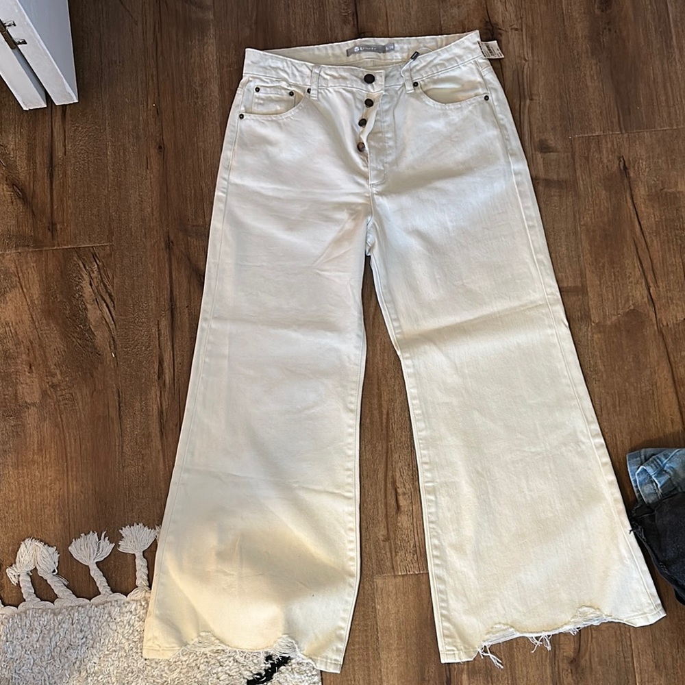 Tractr Cream Wide-Leg Jeans